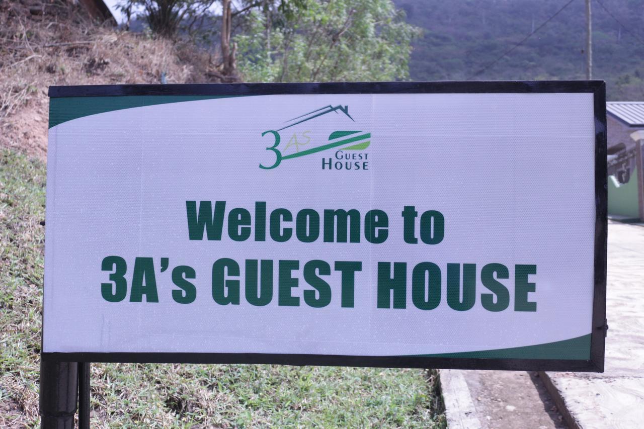 3A'S Guest House Akosombo Eksteriør billede