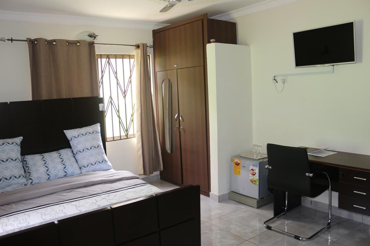 3A'S Guest House Akosombo Eksteriør billede
