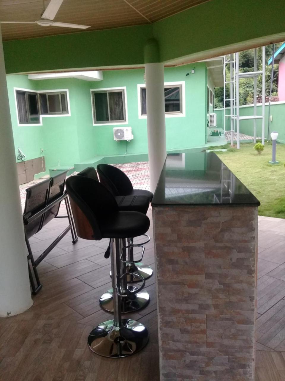 3A'S Guest House Akosombo Eksteriør billede