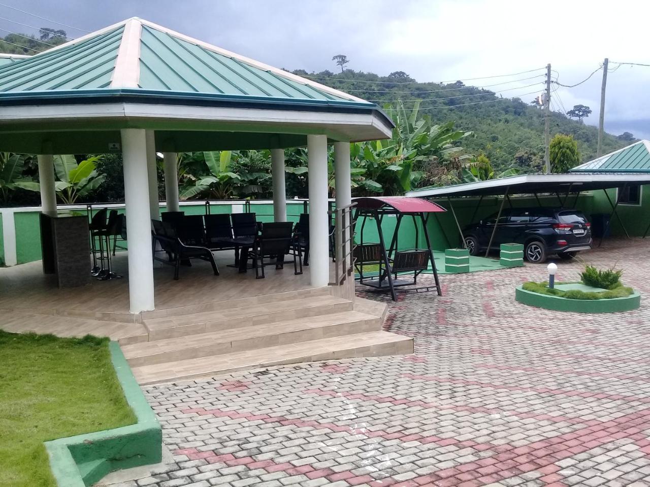 3A'S Guest House Akosombo Eksteriør billede
