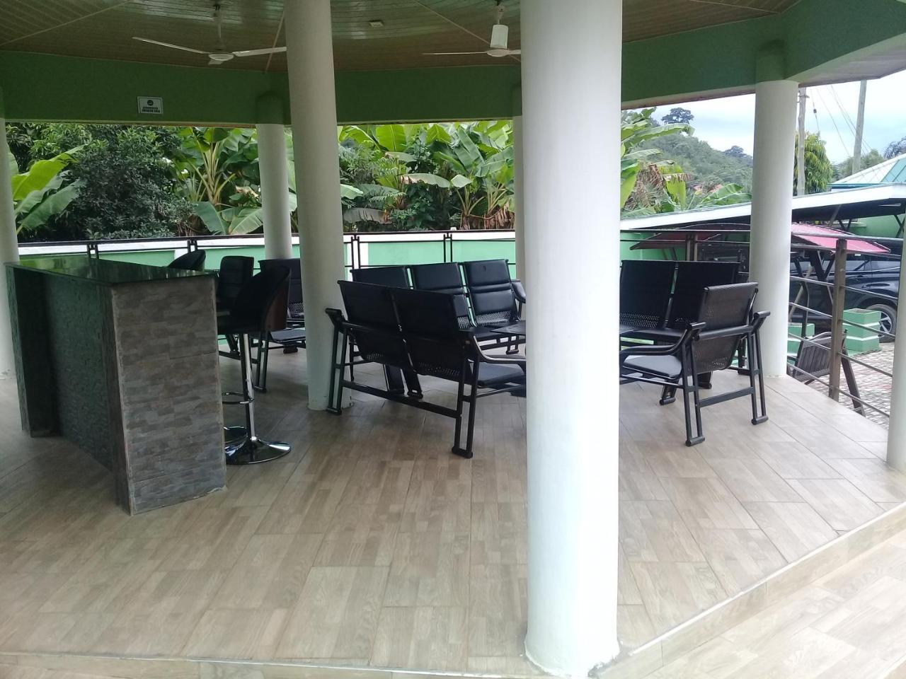 3A'S Guest House Akosombo Eksteriør billede