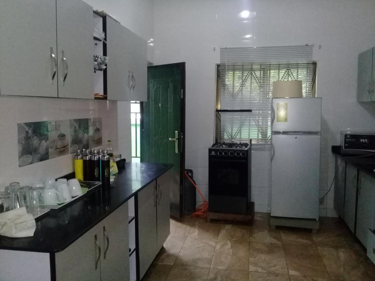 3A'S Guest House Akosombo Eksteriør billede