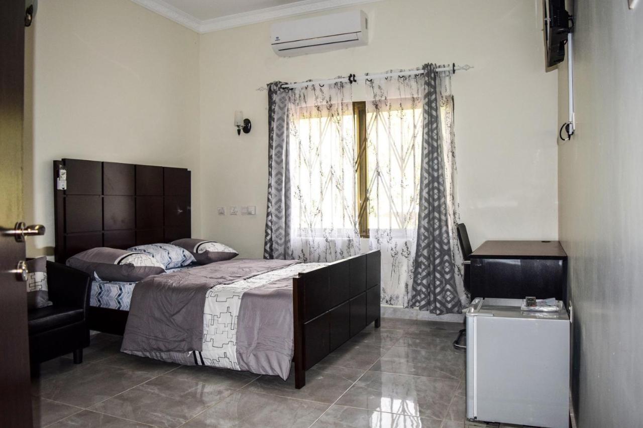 3A'S Guest House Akosombo Eksteriør billede