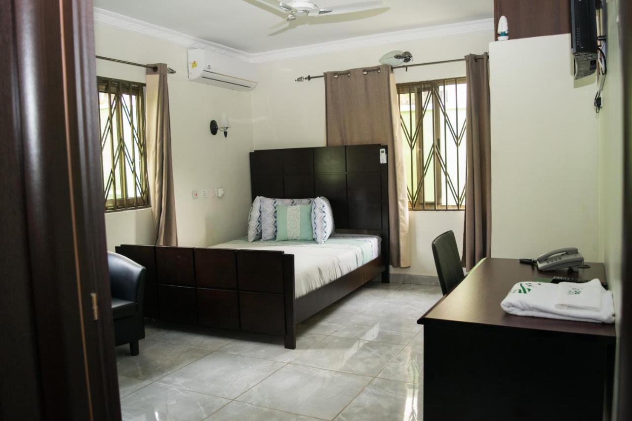 3A'S Guest House Akosombo Eksteriør billede
