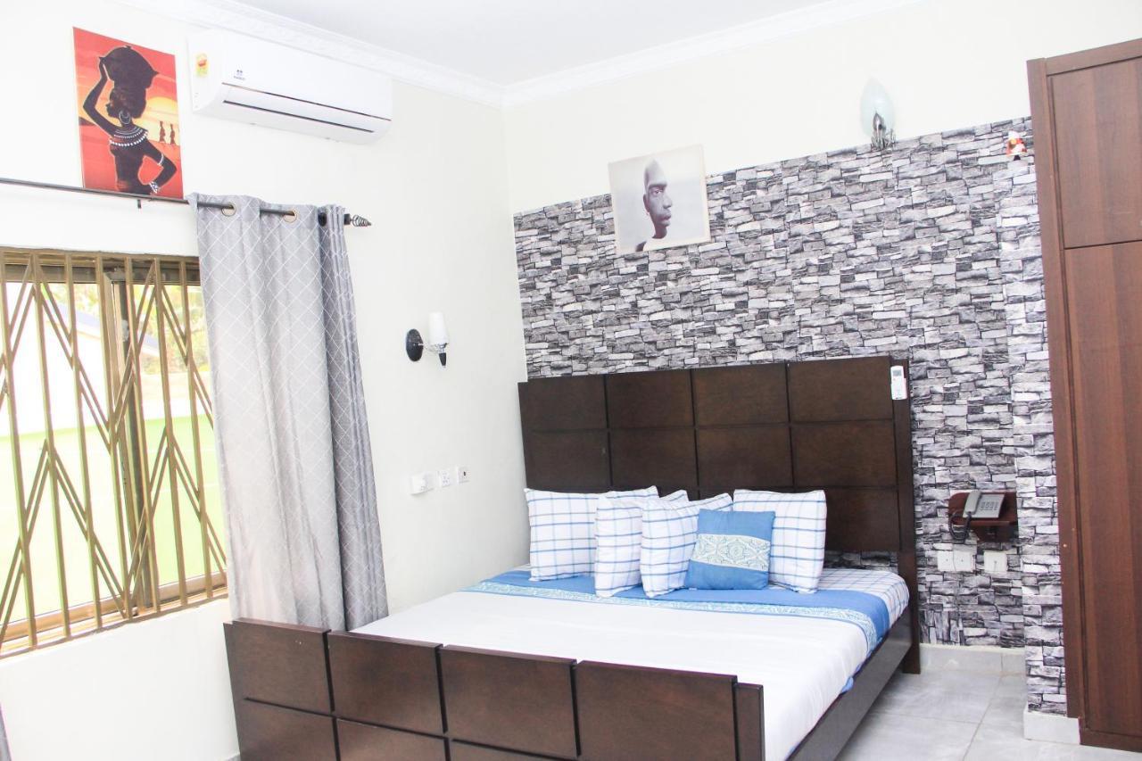3A'S Guest House Akosombo Eksteriør billede