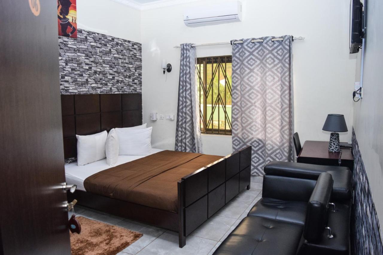 3A'S Guest House Akosombo Eksteriør billede